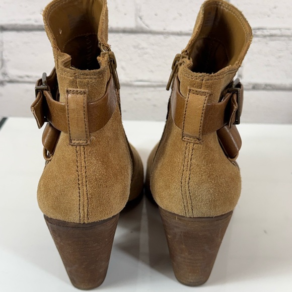 Gianni Bini Suede Leather Camel Nubuck Ankle Boots W/ Straps Boho Boots Size 8 - Picture 7 of 12